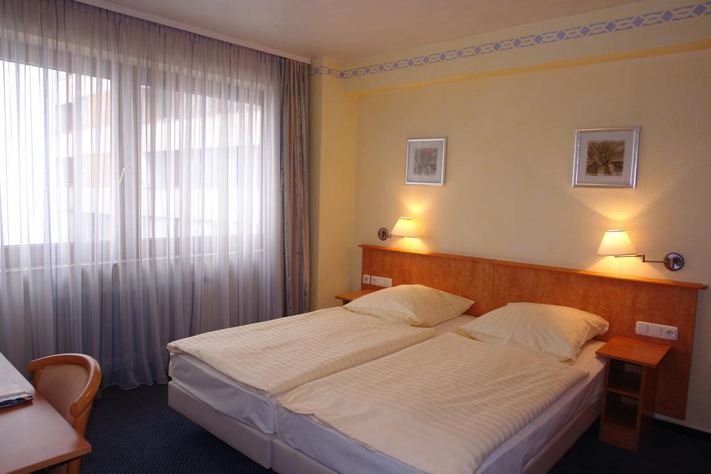 Cityhotel Primavera Τρίερ Δωμάτιο φωτογραφία